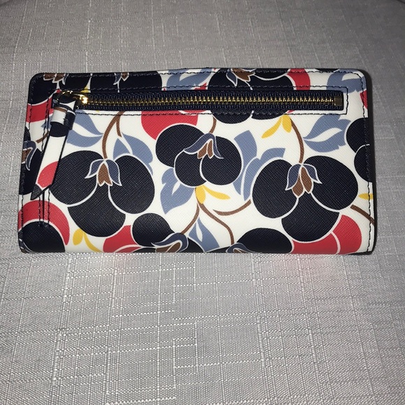 ๐HP๐ NWT Kate Spade Cameron Breezy Bifold Wallet - Picture 4 of 4